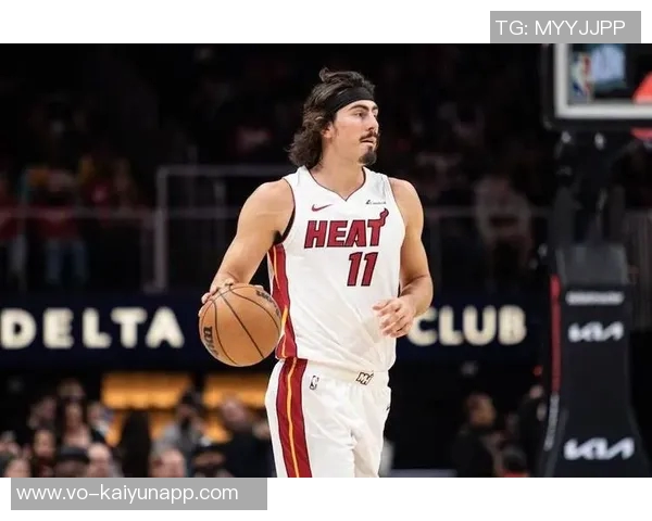 路威建议热火队全力追求字母哥以提升球队竞争力