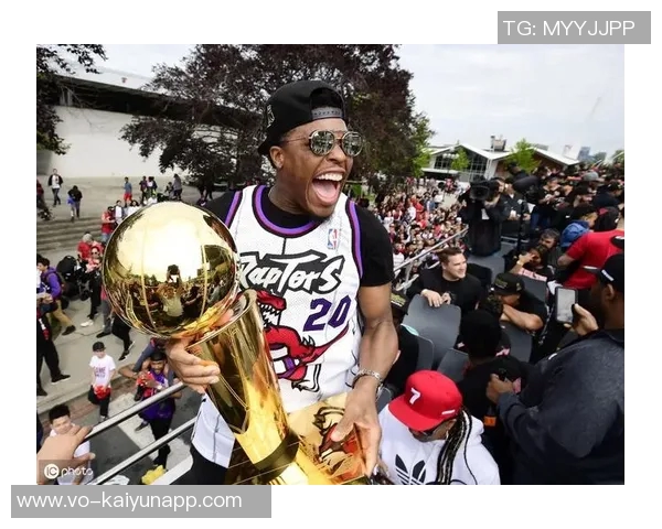 猛龙主帅称洛瑞为队史最佳球员之一赞其在多伦多的辉煌成就